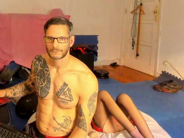 Live sex webcam photo for Samurayjiu #294147947