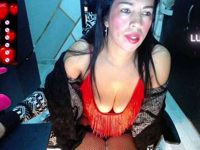 Live sex webcam photo for Samy-hotmatur #277683367