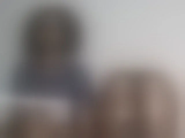 Live sex webcam photo for Sandequeen #293872531