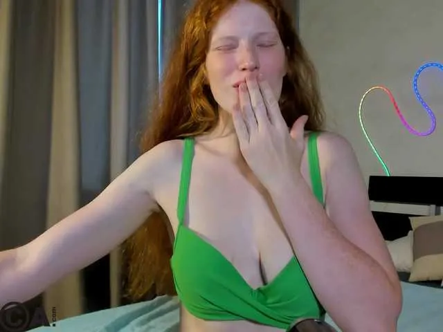 Live sex webcam photo for Sandra-Wi1son #292018873