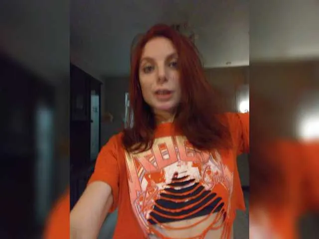 Live sex webcam photo for SandraMay10 #292187319