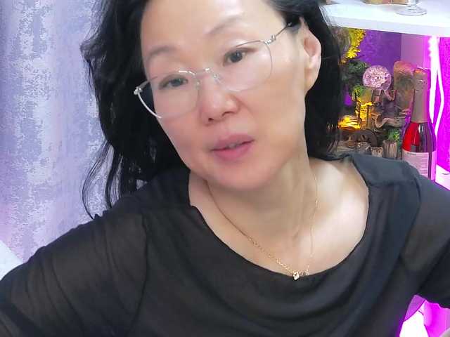 Live sex webcam photo for SandraMi #292143105