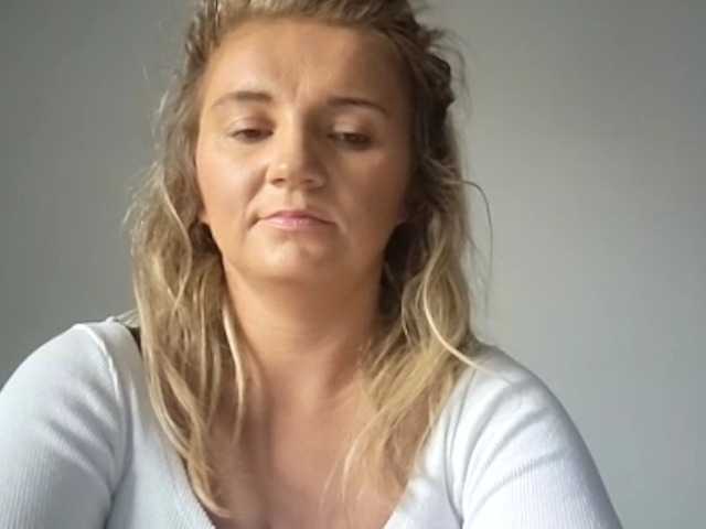 Live sex webcam photo for SandyFlirt #277366054