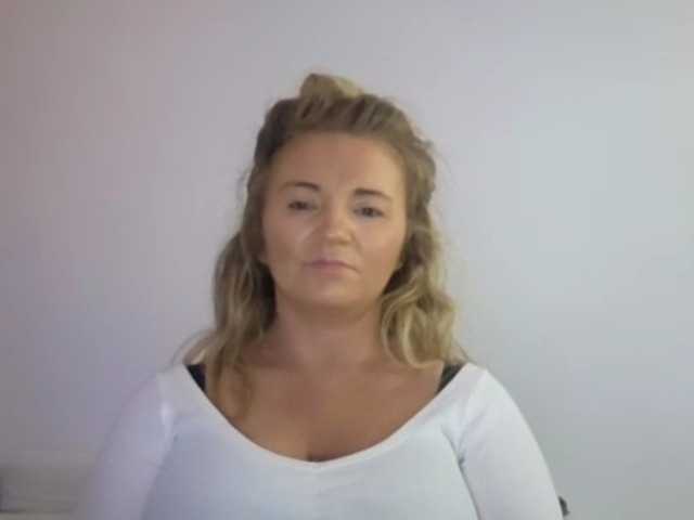 Live sex webcam photo for SandyFlirt #277367591