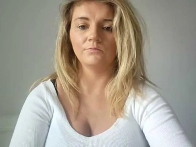 Live sex webcam photo for SandyFlirt #277380665