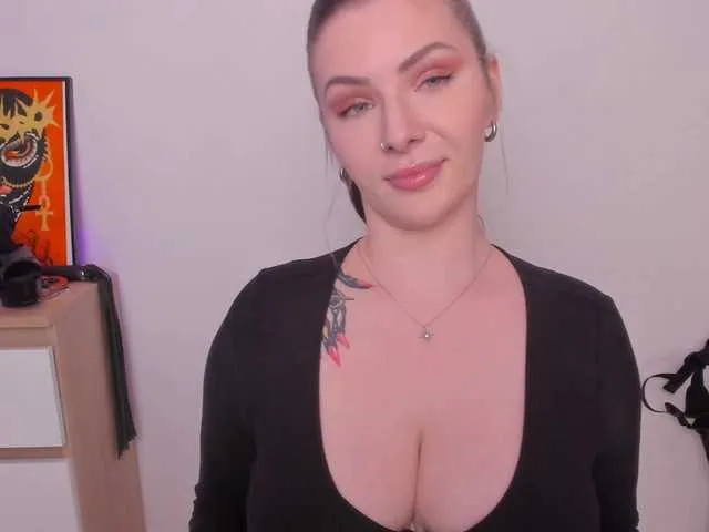 Live sex webcam photo for SandyMISS #290403865