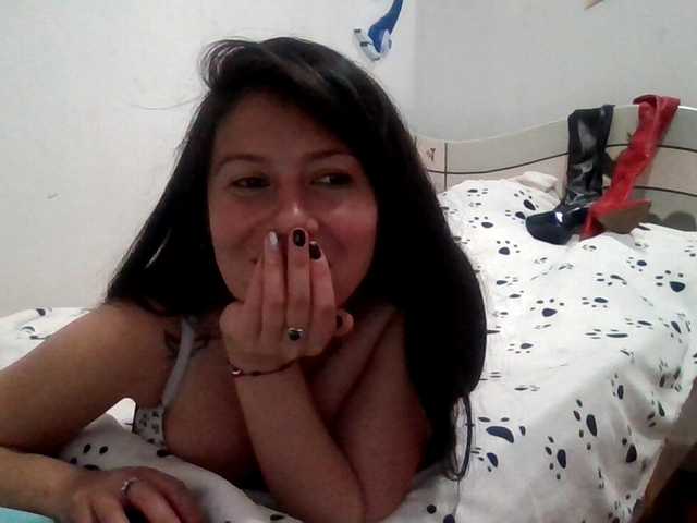 Live sex webcam photo for SandyQueen #291064705