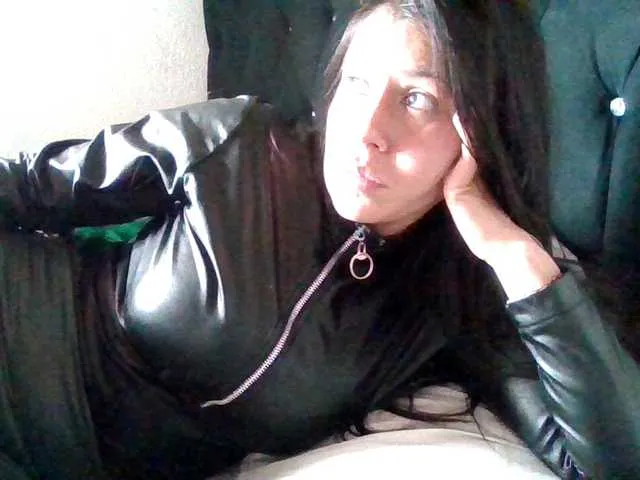 Live sex webcam photo for SandyQueen #291098935