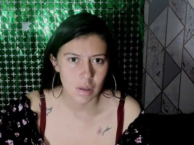 Live sex webcam photo for SandyQueen #291859195