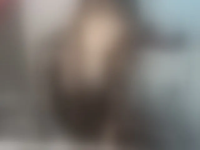 Live sex webcam photo for SandyQueen #293262405