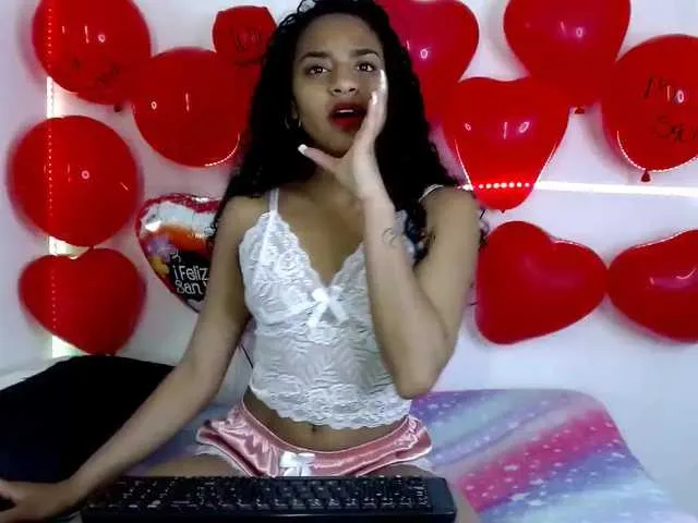 Live sex webcam photo for Sanem-Brunett #272453853