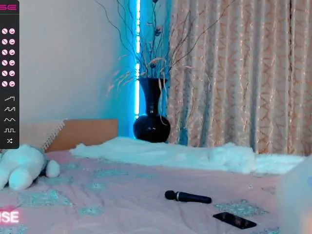 Live sex webcam photo for Sanny-sweet #272668465