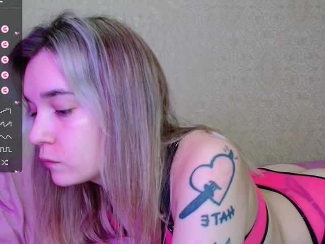 Live sex webcam photo for Sansty #276334627