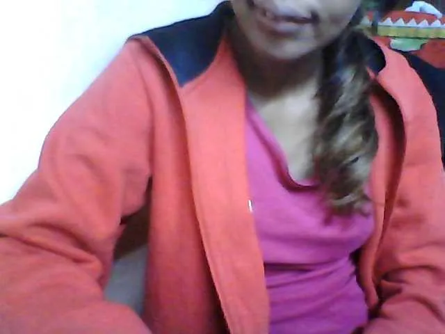 Live sex webcam photo for Santilia #291587723