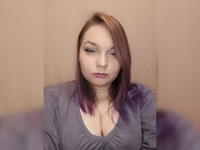 Live sex webcam photo for Sanya-tyan #272598369