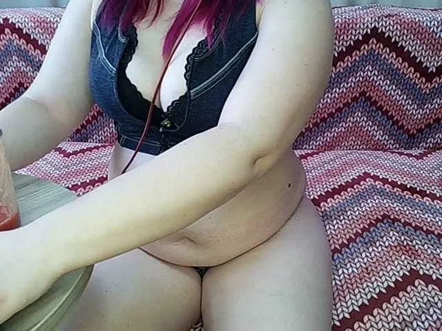 Live sex webcam photo for Sanya-tyan #272776964