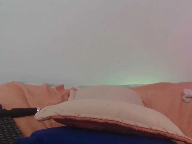 Live sex webcam photo for Sar4Meji4 #273476286