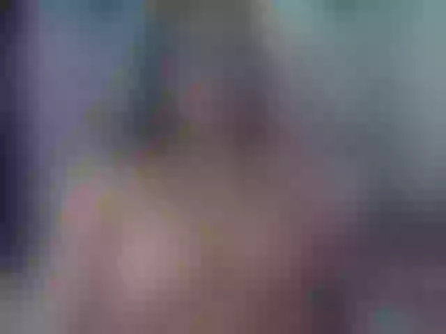 Live sex webcam photo for Sara-04 #277007291