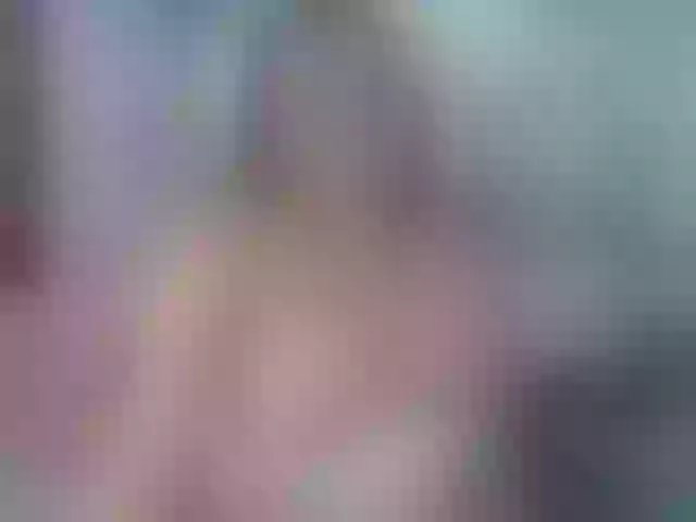Live sex webcam photo for Sara-04 #277094667