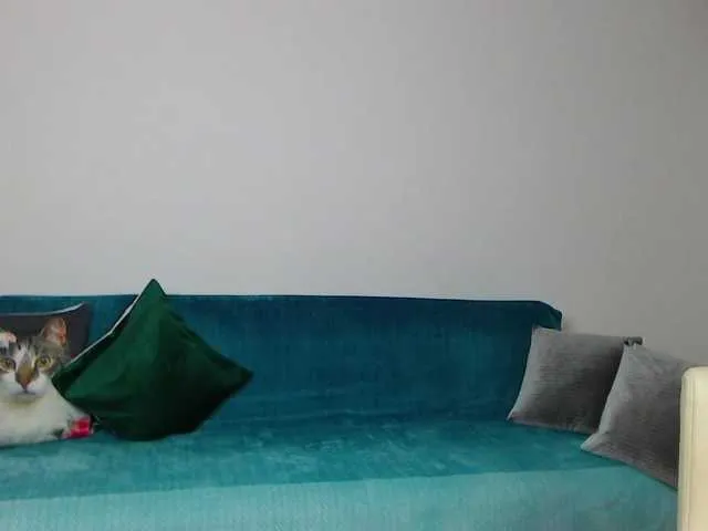 Live sex webcam photo for Sara-Daisy #290529743