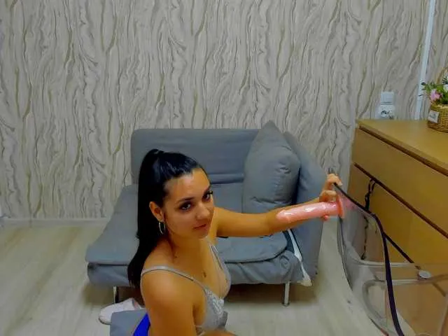 Live sex webcam photo for Sara-Harperr #277122816