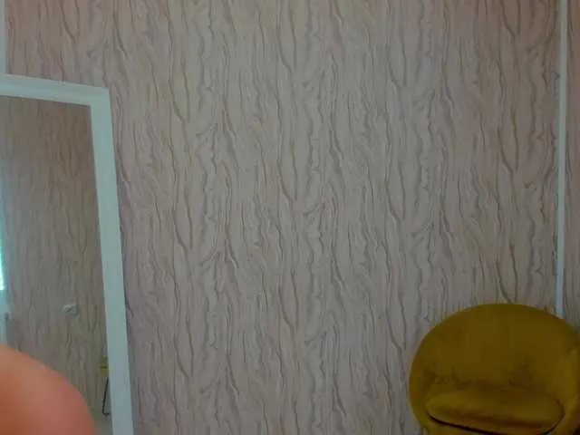 Live sex webcam photo for Sara-Harperr #277229050