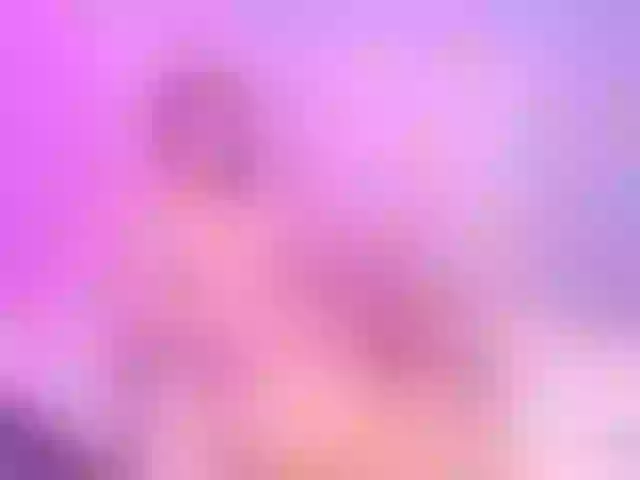 Live sex webcam photo for Sara-Ssmith1 #273277121