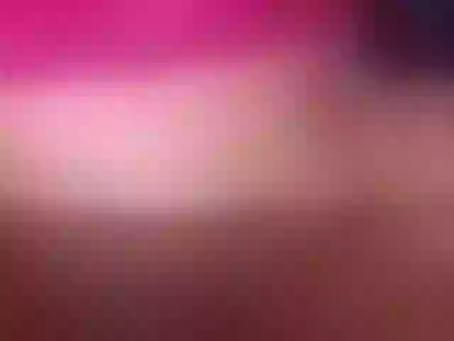 Live sex webcam photo for Sara-Ssmith1 #273713902