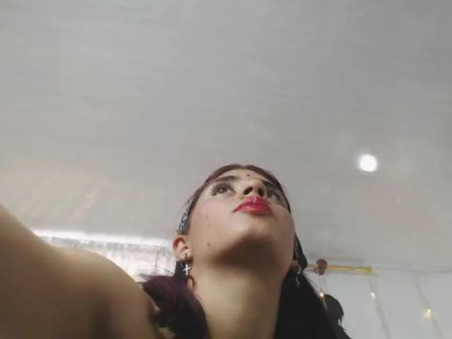 Live sex webcam photo for Sara-SunSq #276381428