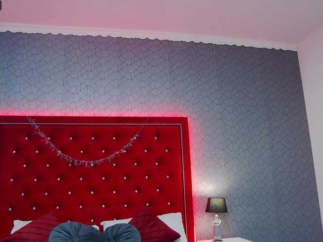 Live sex webcam photo for Sara4Carter #277769911