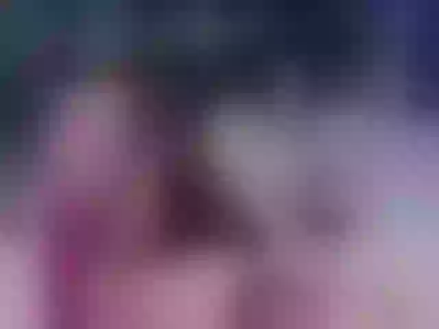 Live sex webcam photo for Sara69X #271780697