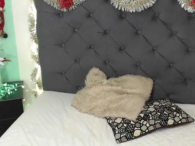 Live sex webcam photo for SaraBernal #271774713