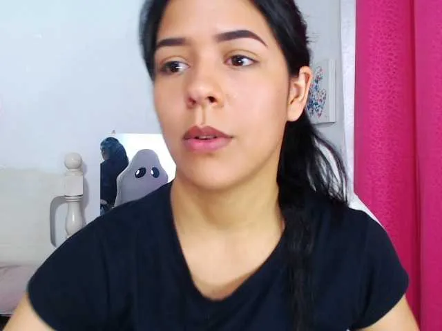 Live sex webcam photo for SaraBernal #274521445