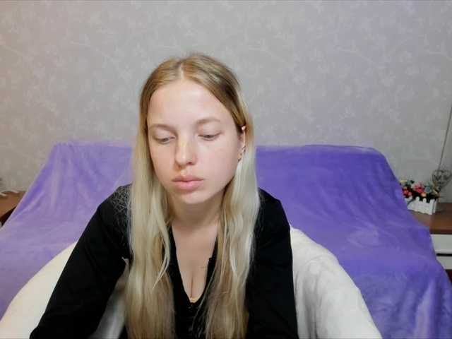 Live sex webcam photo for SaraBlacky #275070957