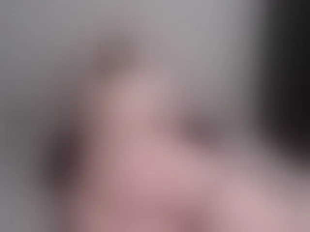 Live sex webcam photo for SaraCirce #292555160