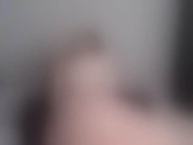 Live sex webcam photo for SaraCirce #292993967