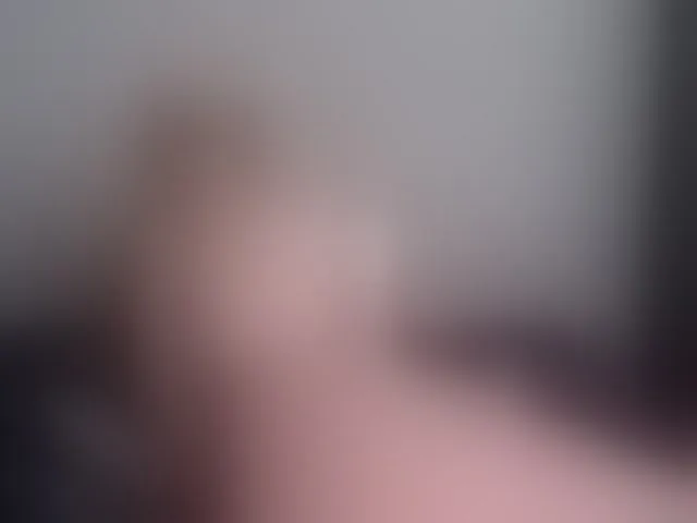 Live sex webcam photo for SaraCirce #293516760