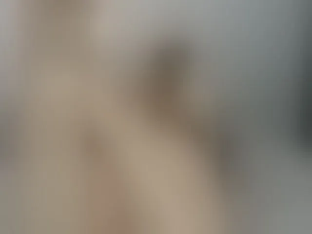 Live sex webcam photo for SaraCirce #294009894