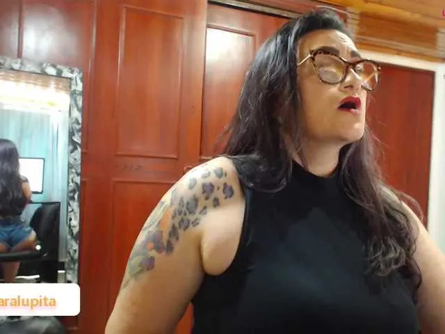 Live sex webcam photo for SaraCraft75 #274034722