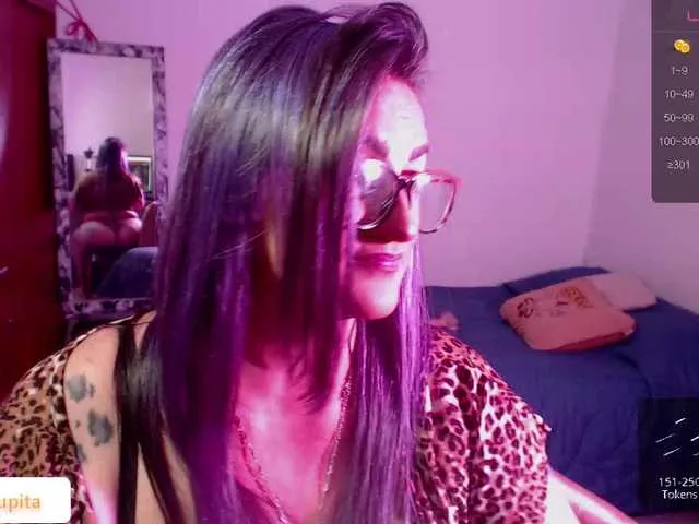 Live sex webcam photo for SaraCraft75 #276355547