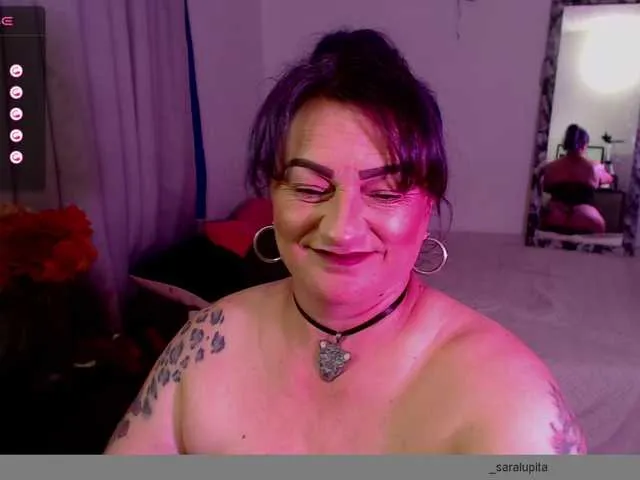 Live sex webcam photo for SaraCraft75 #277999086