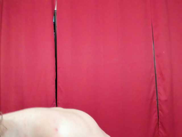 Live sex webcam photo for SaraDesireXO #291717731