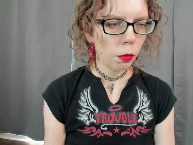 Live sex webcam photo for SaraDesireXO #291785796