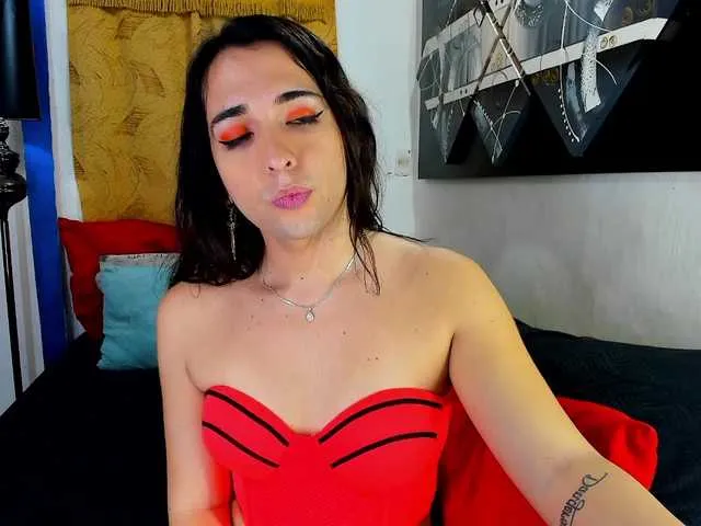 Live sex webcam photo for SaraDiamonds #276748432