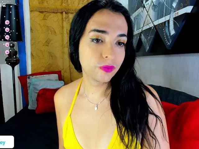 Live sex webcam photo for SaraDiamonds #277064317