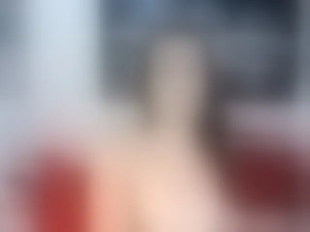 Live sex webcam photo for SaraDiamonds #277305761