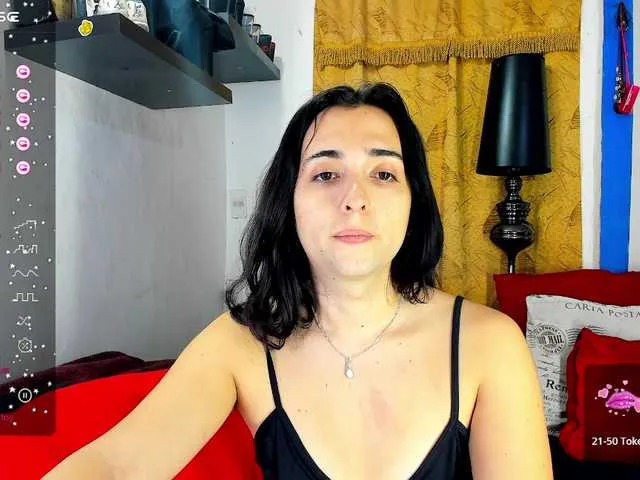Live sex webcam photo for SaraDiamonds #277603376