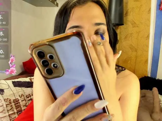 Live sex webcam photo for SaraDiamonds #278030245