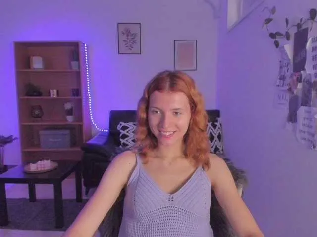 Live sex webcam photo for SaraJaay18 #275439085