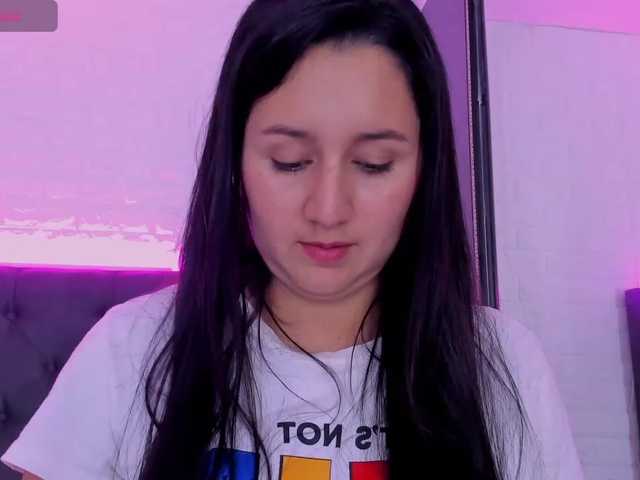 Live sex webcam photo for SaraMonroe #276411242